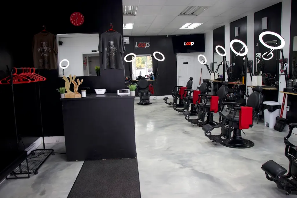 Loop Barbershop — Barber shop in Montréal-Nord